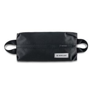CARRY ESSENTIALS Simple Pouch; Black/Black
