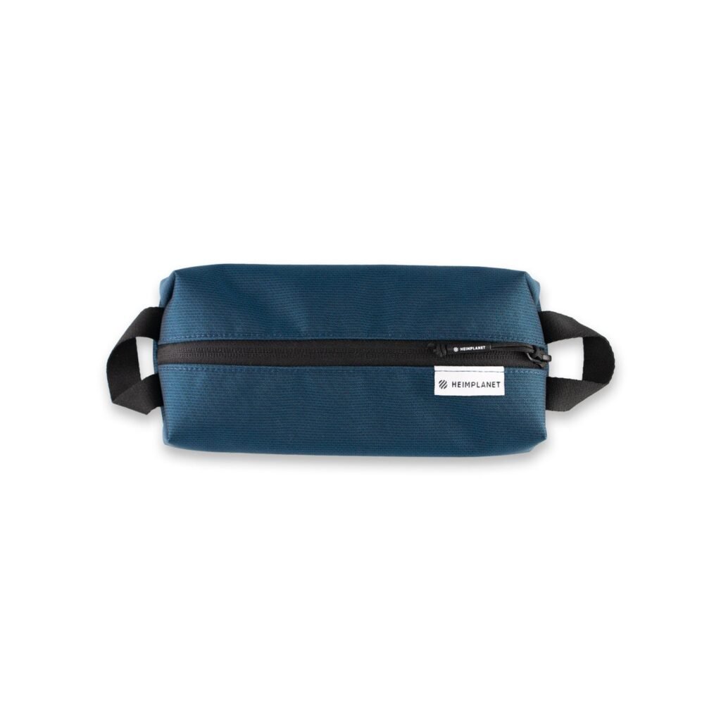 CARRY ESSENTIALS Simple Pouch Mono 1L; ocean blue